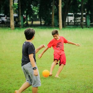 回來了！官方：英倫搖滾樂隊(duì)Oasis重組，將于明年舉辦演唱會(huì)