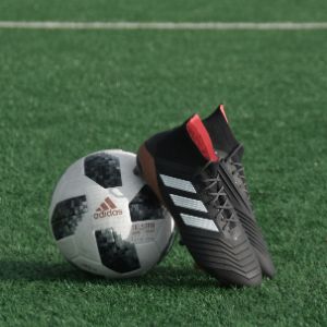 美國青少年消費行為調(diào)查：53%最愛在亞馬遜購物